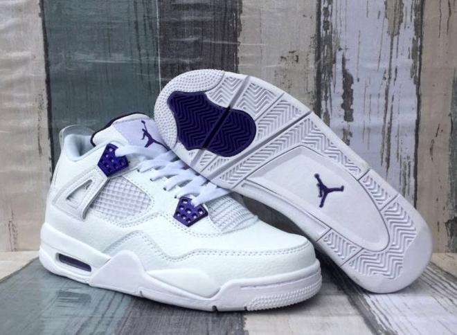 Les baskets Air Jordan 4 offrent un style iconique et une performance remarquable.
leur design distinctif pas cher. le moin cher.