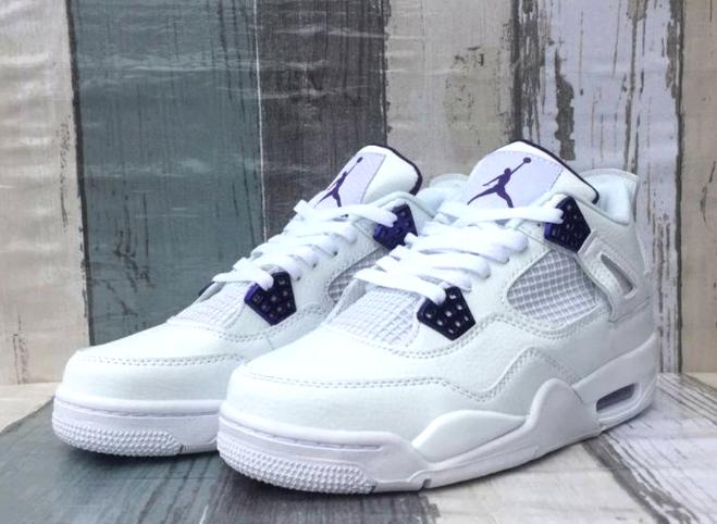 Les baskets Air Jordan 4 offrent un style iconique et une performance remarquable.
leur design distinctif pas cher. le moin cher.