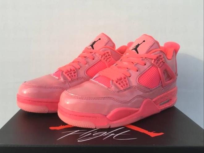 Les baskets Air Jordan 4 offrent un style iconique et une performance remarquable.
leur design distinctif pas cher. le moin cher.