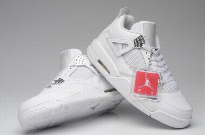 Les baskets Air Jordan 4 offrent un style iconique et une performance remarquable.
leur design distinctif pas cher. le moin cher.
