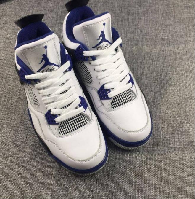 Les baskets Air Jordan 4 offrent un style iconique et une performance remarquable.
leur design distinctif pas cher. le moin cher.