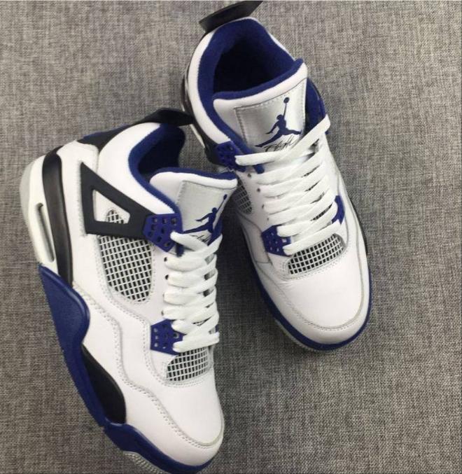 Les baskets Air Jordan 4 offrent un style iconique et une performance remarquable.
leur design distinctif pas cher. le moin cher.