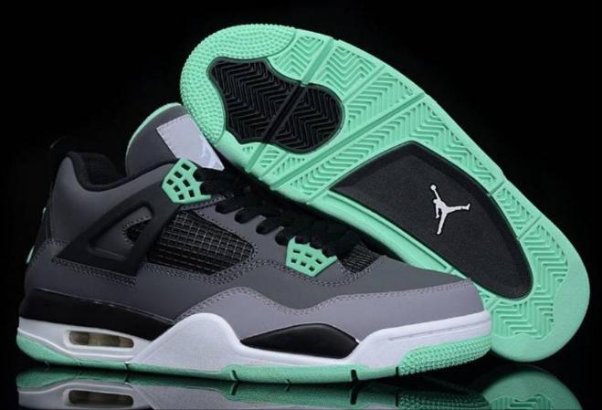 Les baskets Air Jordan 4 offrent un style iconique et une performance remarquable.
leur design distinctif pas cher. le moin cher.