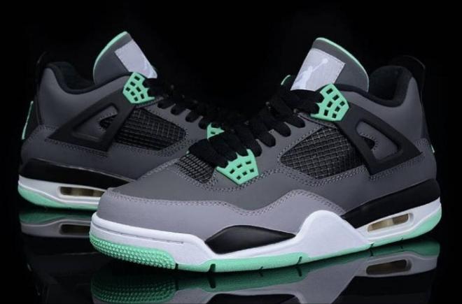 Les baskets Air Jordan 4 offrent un style iconique et une performance remarquable.
leur design distinctif pas cher. le moin cher.