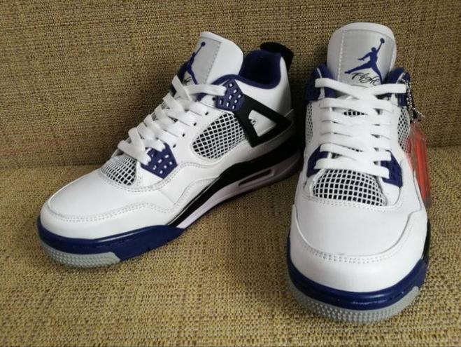 Les baskets Air Jordan 4 offrent un style iconique et une performance remarquable.
leur design distinctif pas cher. le moin cher.