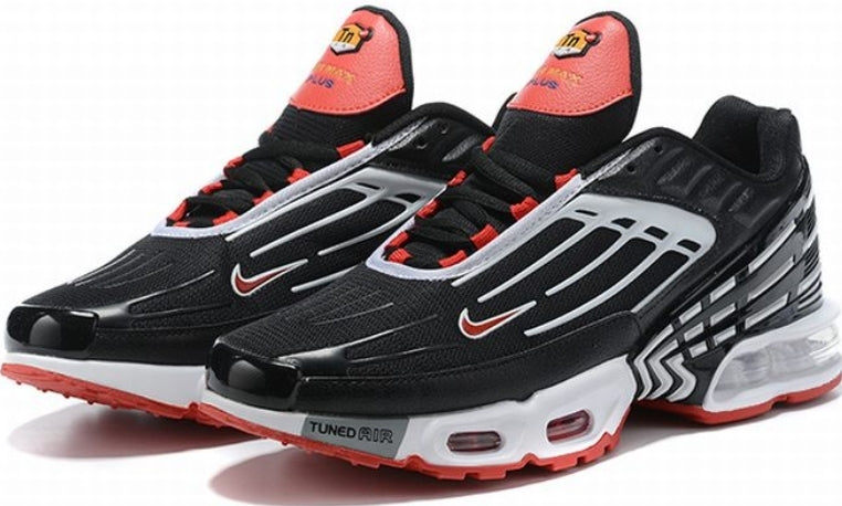 baskets Nike Air Max Plus 3Black White Track Red