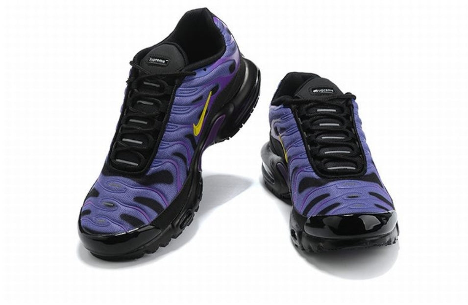 baskets Nike tn requin air max X suprême Purple