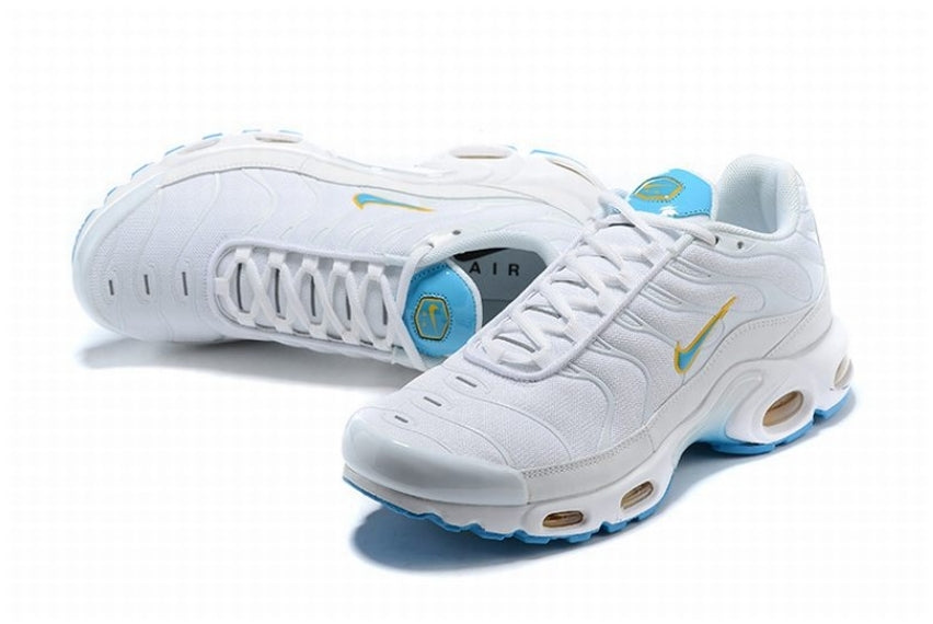Nike tn air max 2022 shark sneakers