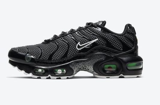 baskets Nike Air Max Plus Black Croc Viper