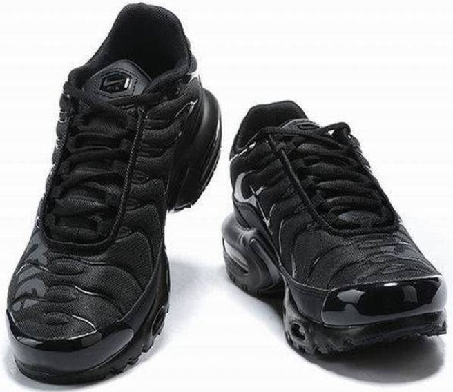 baskets nike tn requin air max X suprême Full Black