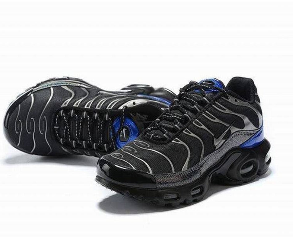 baskets Nike Air Max PlusBlack Metallic