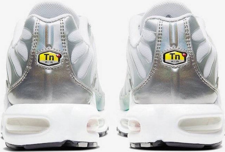 baskets Nike Air Max Plus tn Metallic Green