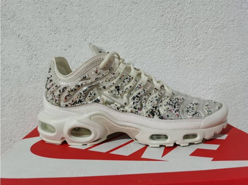 baskets Nike Air Max Plus tn Phantom Silver