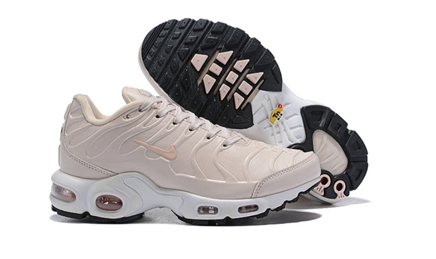 Les baskets Nike TN plating incarnent un style audacieux et une performance ultime.
, leur design distinctif.pas cher.le moins cher.