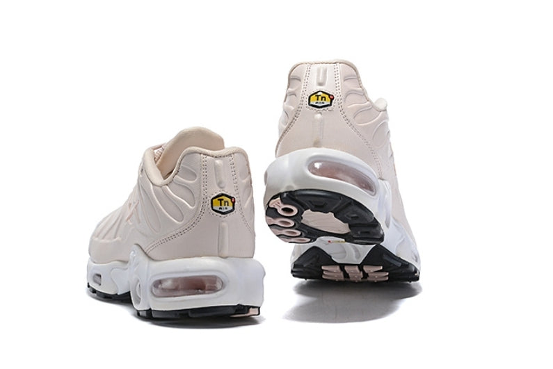 Les baskets Nike TN plating incarnent un style audacieux et une performance ultime.
, leur design distinctif.pas cher.le moins cher.