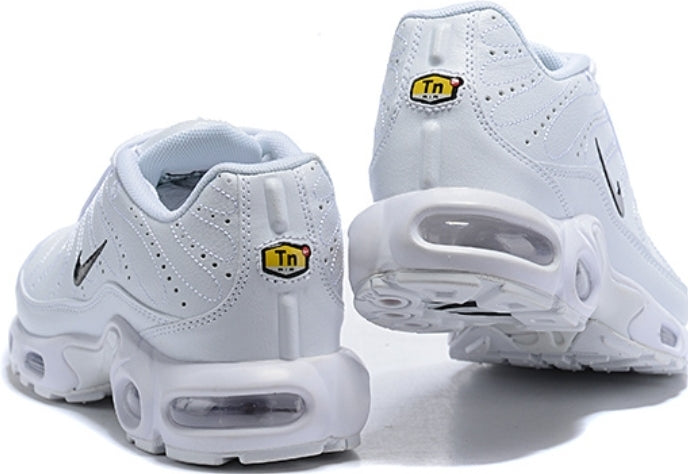 Les baskets Nike TN plating incarnent un style audacieux et une performance ultime.
, leur design distinctif.pas cher.le moins cher.