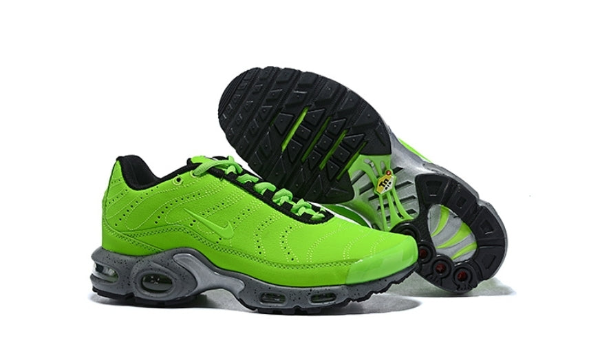 Les baskets Nike TN plating incarnent un style audacieux et une performance ultime.
, leur design distinctif.pas cher.le moins cher.