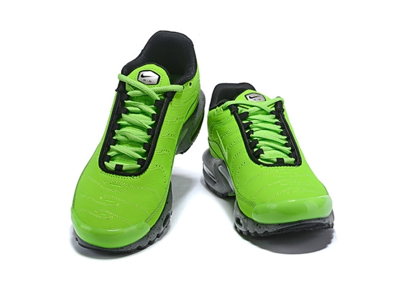 Les baskets Nike TN plating incarnent un style audacieux et une performance ultime.
, leur design distinctif.pas cher.le moins cher.