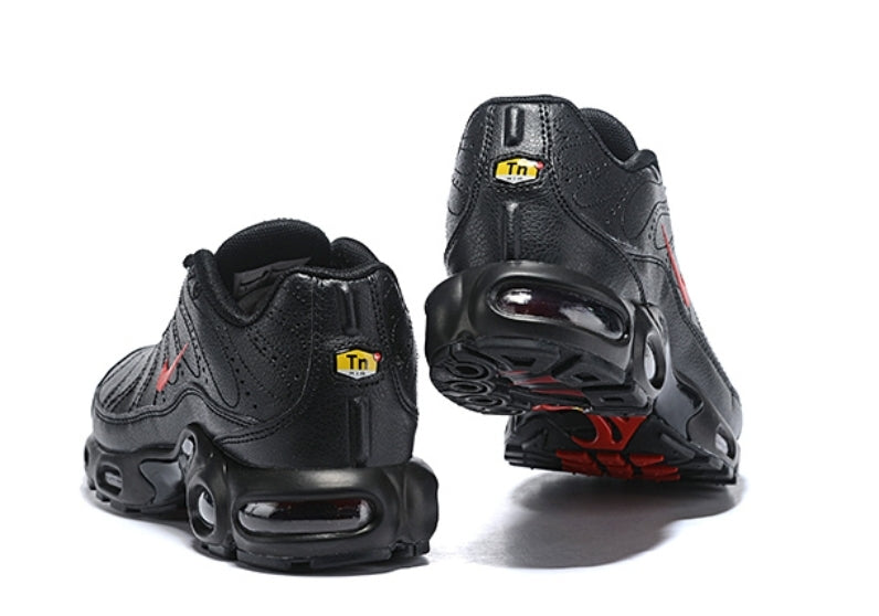 Les baskets Nike TN Mercurial incarnent un style audacieux et une performance ultime.
, leur design distinctif.pas cher.le moins cher.