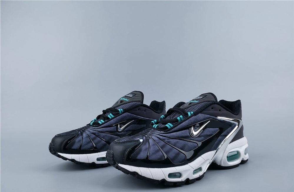 les baskets Nike TN air max Tailwind Skepta X offrent un style distinctif et une performance exceptionnelle.
De plus, leur design unique. Pas cher.le moins cher.