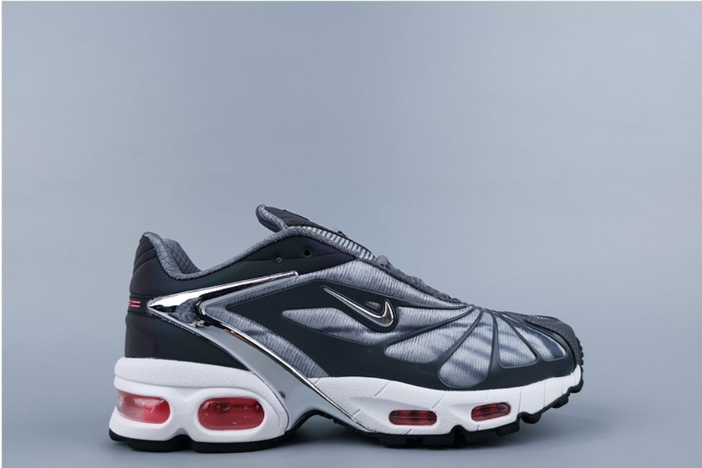 les baskets Nike TN air max Tailwind Skepta X offrent un style distinctif et une performance exceptionnelle.
De plus, leur design unique. Pas cher.le moins cher.