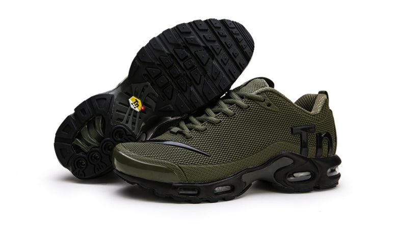 Les baskets Nike TN Mercurial incarnent un style audacieux et une performance ultime.
, leur design distinctif.pas cher.le moins cher.