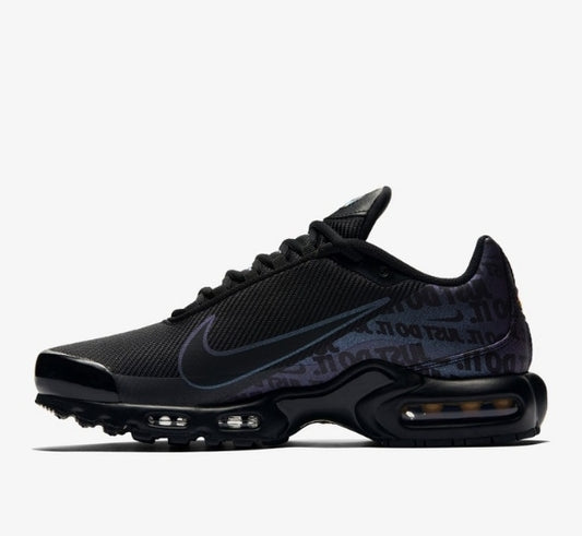 Les baskets Nike TN Mercurial incarnent un style audacieux et une performance ultime.
, leur design distinctif.pas cher.le moins cher.