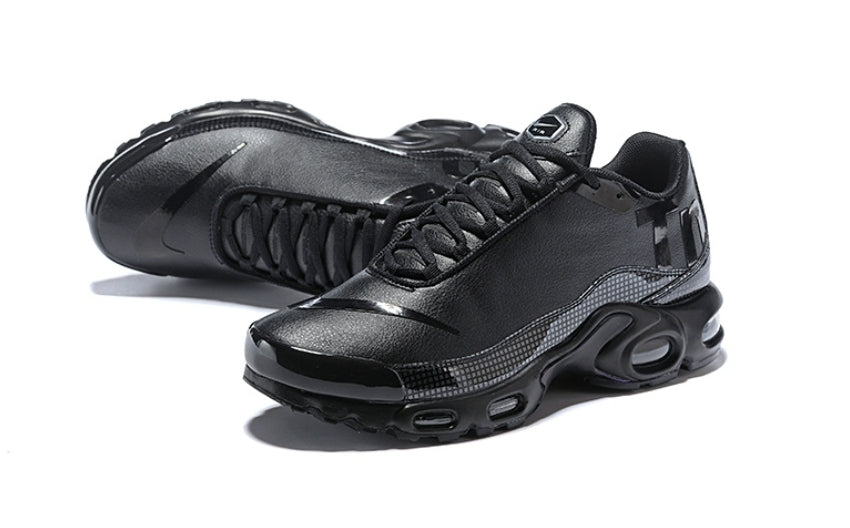 Les baskets Nike TN Mercurial incarnent un style audacieux et une performance ultime.
, leur design distinctif.pas cher.le moins cher.
