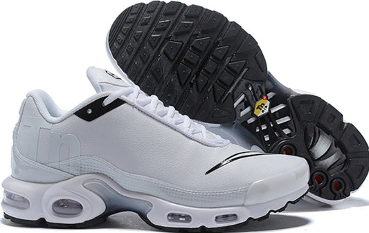 Les baskets Nike TN Mercurial incarnent un style audacieux et une performance ultime.
, leur design distinctif.pas cher.le moins cher.