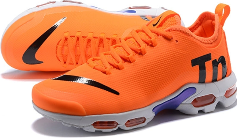 Les baskets Nike TN Mercurial incarnent un style audacieux et une performance ultime.
, leur design distinctif.pas cher.le moins cher.
