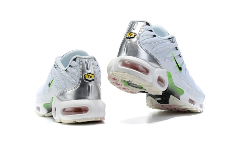 baskets Nike Air Max Plus White Neon Metallic Silver