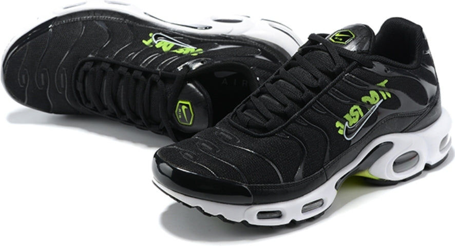 baskets Nike Tn Air Max Plus Black Volt Just Do It