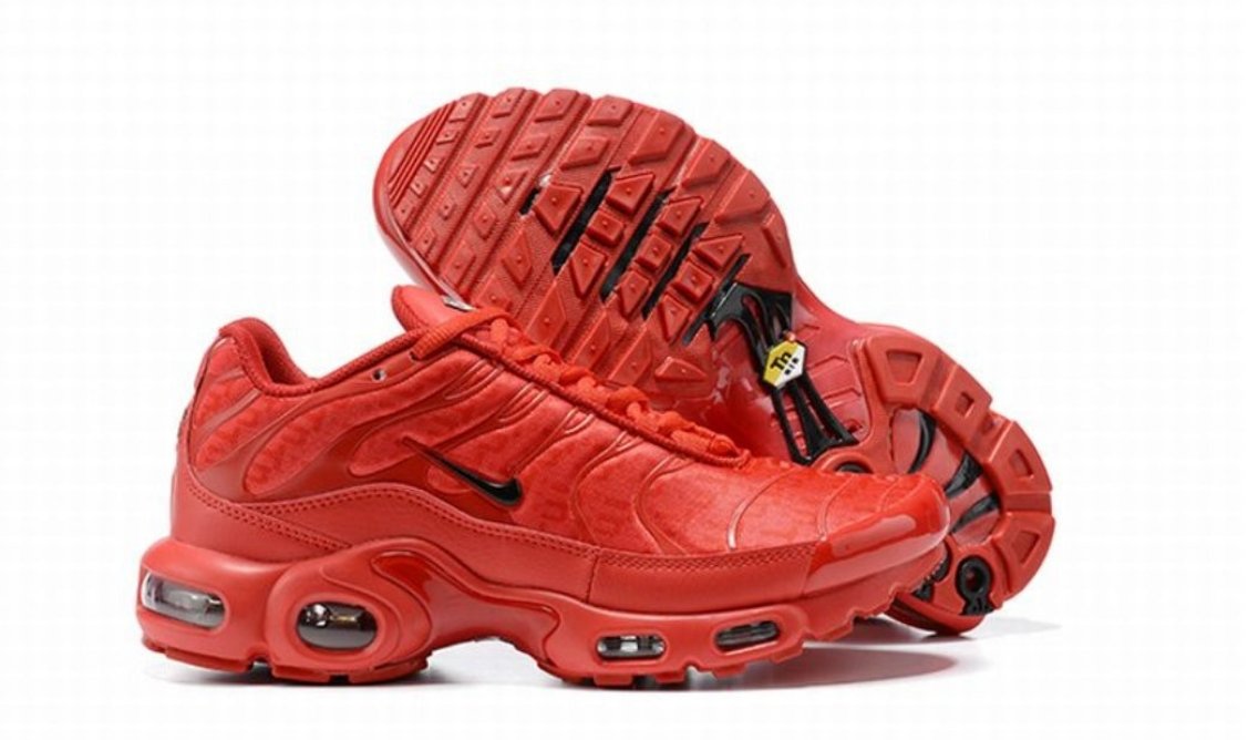 baskets Nike Tn  Air Max PlusUniversity Red Chile Red