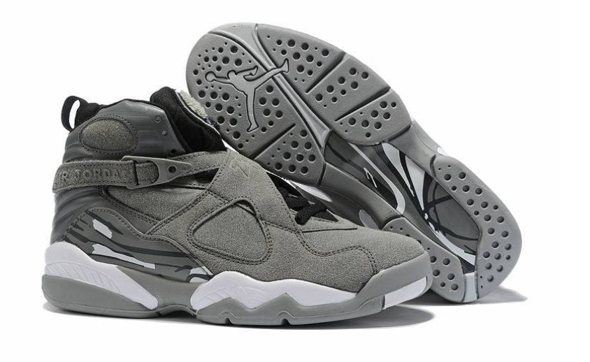 Les baskets Air Jordan 8 offrent un style audacieux et une performance exceptionnelle.
De plus, leur design distinctif et l'utilisation.