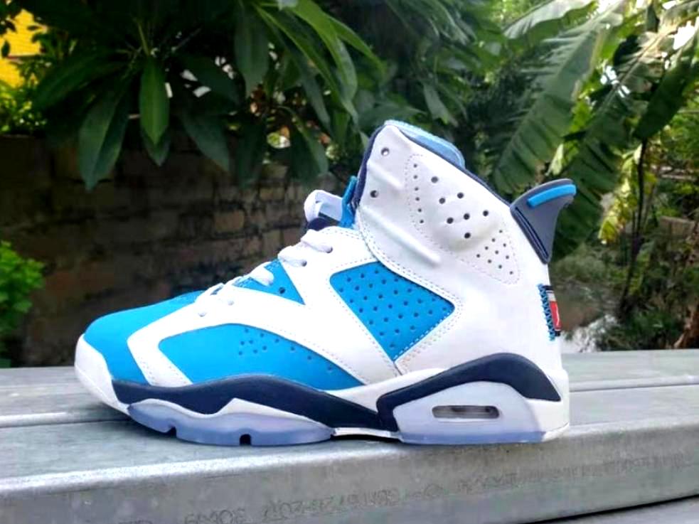 Les baskets Air Jordan 6 offrent un style emblématique performance remarquable.
design distinctif matériaux. Baskets pas Cher. Le moins cher.