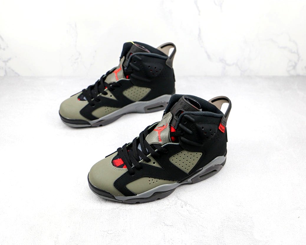 Les baskets Air Jordan 6 offrent un style emblématique  performance remarquable.
design distinctif matériaux. Baskets pas Cher. Le moins cher.