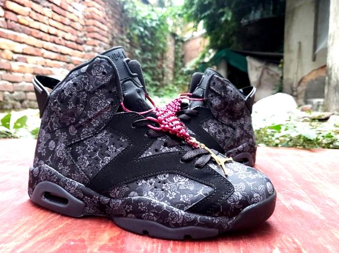 Les baskets Air Jordan 6 offrent un style emblématique  performance remarquable.
design distinctif matériaux. Baskets pas Cher. Le moins cher.