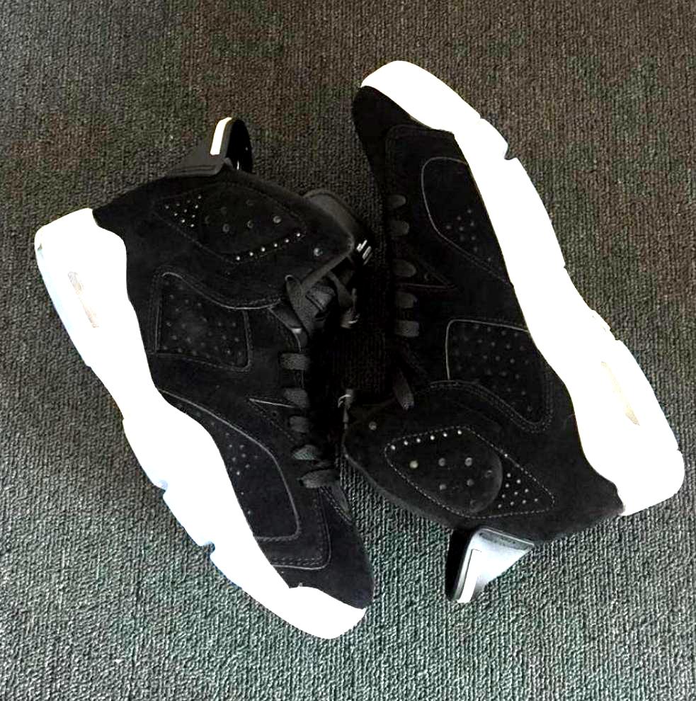 Les baskets Air Jordan 6 offrent un style emblématique performance remarquable.
design distinctif matériaux. Baskets pas Cher. Le moins cher.