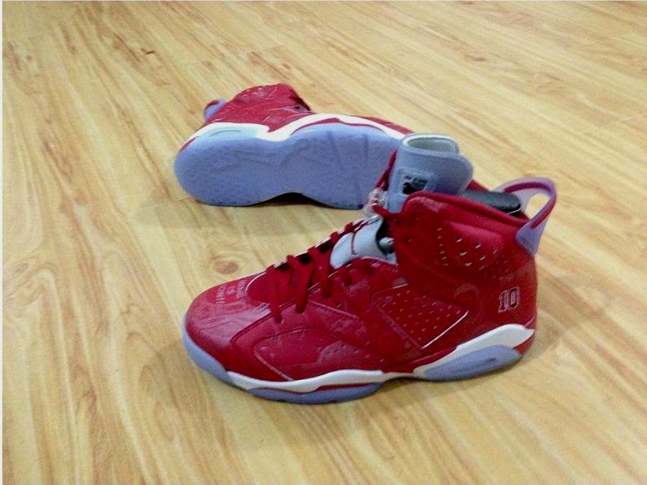 Les baskets Air Jordan 6 offrent un style emblématique  performance remarquable.
design distinctif matériaux. Baskets pas Cher. Le moins cher.