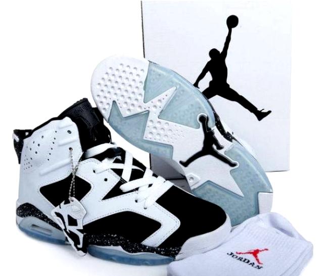 Les baskets Air Jordan 6 offrent un style emblématique  performance remarquable.
design distinctif matériaux. Baskets pas Cher. Le moins cher.