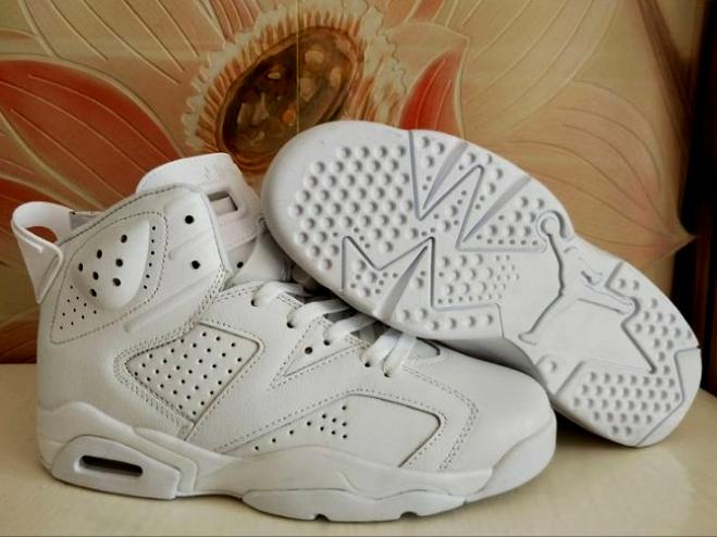 Les baskets Air Jordan 6 offrent un style emblématique  performance remarquable.
design distinctif matériaux. Baskets pas Cher. Le moins cher.