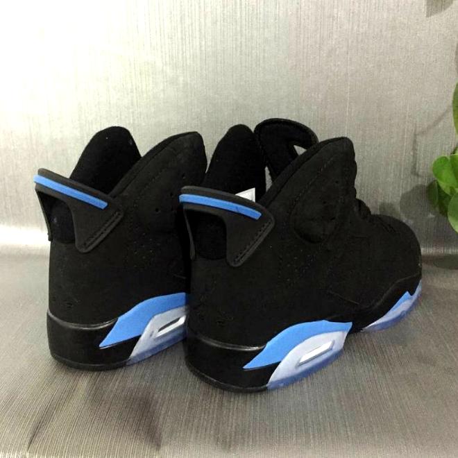 Les baskets Air Jordan 6 offrent un style emblématique performance remarquable.
design distinctif matériaux. Baskets pas Cher. Le moins cher.