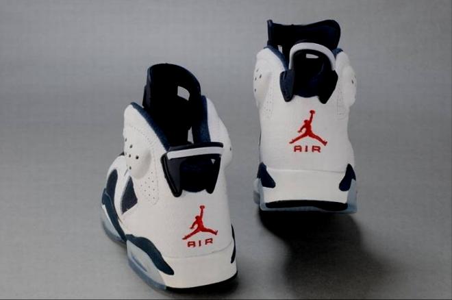Les baskets Air Jordan 6 offrent un style emblématique performance remarquable.
design distinctif matériaux. Baskets pas Cher. Le moins cher.