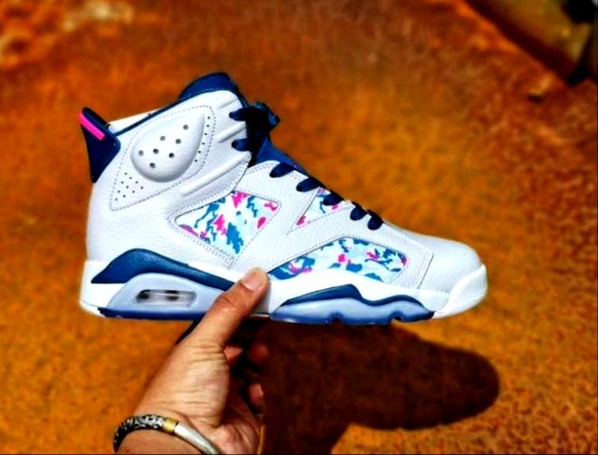 Les baskets Air Jordan 6 offrent un style emblématique  performance remarquable.
design distinctif matériaux. Baskets pas Cher. Le moins cher.
