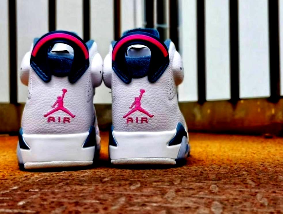 Les baskets Air Jordan 6 offrent un style emblématique  performance remarquable.
design distinctif matériaux. Baskets pas Cher. Le moins cher.