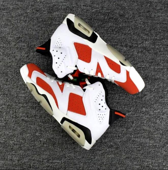 Les baskets Air Jordan 6 offrent un style emblématique  performance remarquable.
design distinctif matériaux. Baskets pas Cher. Le moins cher.