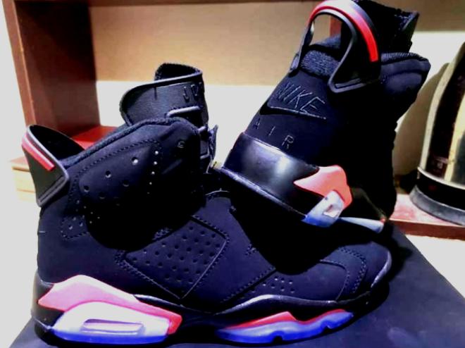 Les baskets Air Jordan 6 offrent un style emblématique  performance remarquable.
design distinctif matériaux. Baskets pas Cher. Le moins cher.