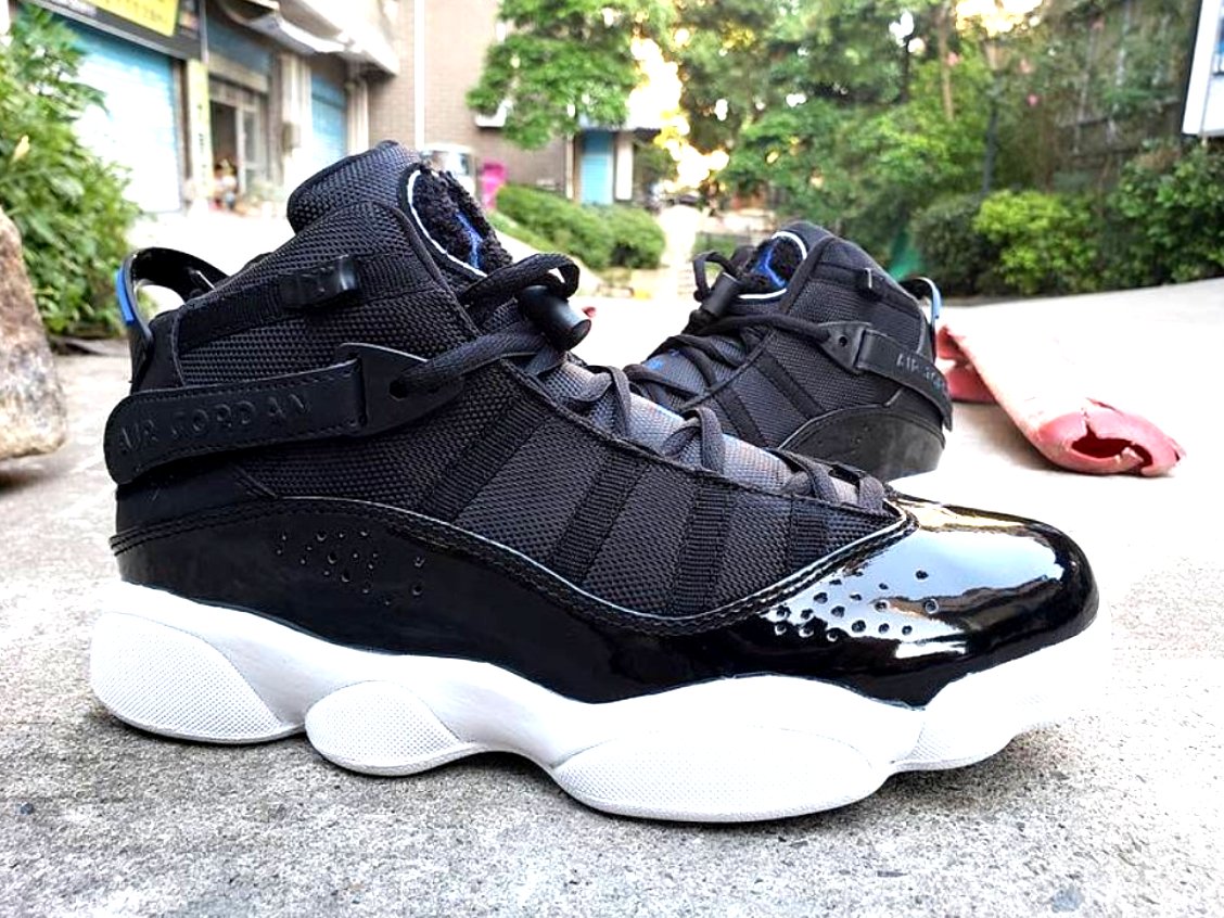 Les baskets Air Jordan 6 offrent un style emblématique performance remarquable.
design distinctif matériaux. Baskets pas Cher. Le moins cher.