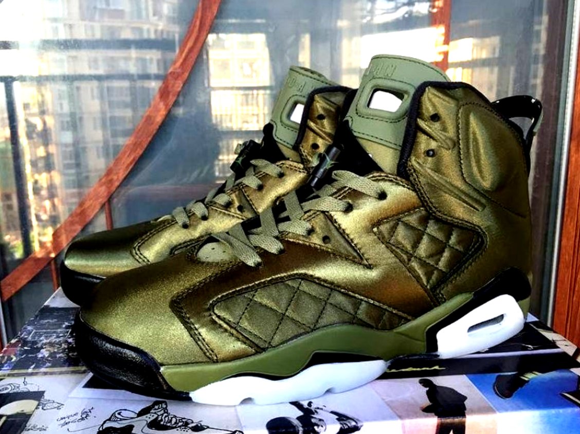 Les baskets Air Jordan 6 offrent un style emblématique  performance remarquable.
design distinctif matériaux. Baskets pas Cher. Le moins cher.