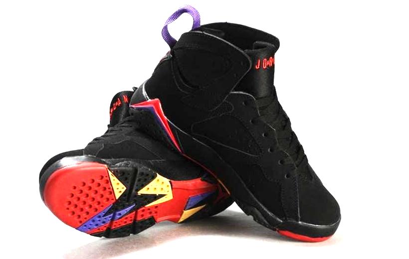 Les baskets Air Jordan 7 offrent un style iconique et une performance exceptionnelle.
design emblématique haute qualité. Au meilleur prix. Pas cher